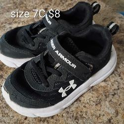 Boys shoes