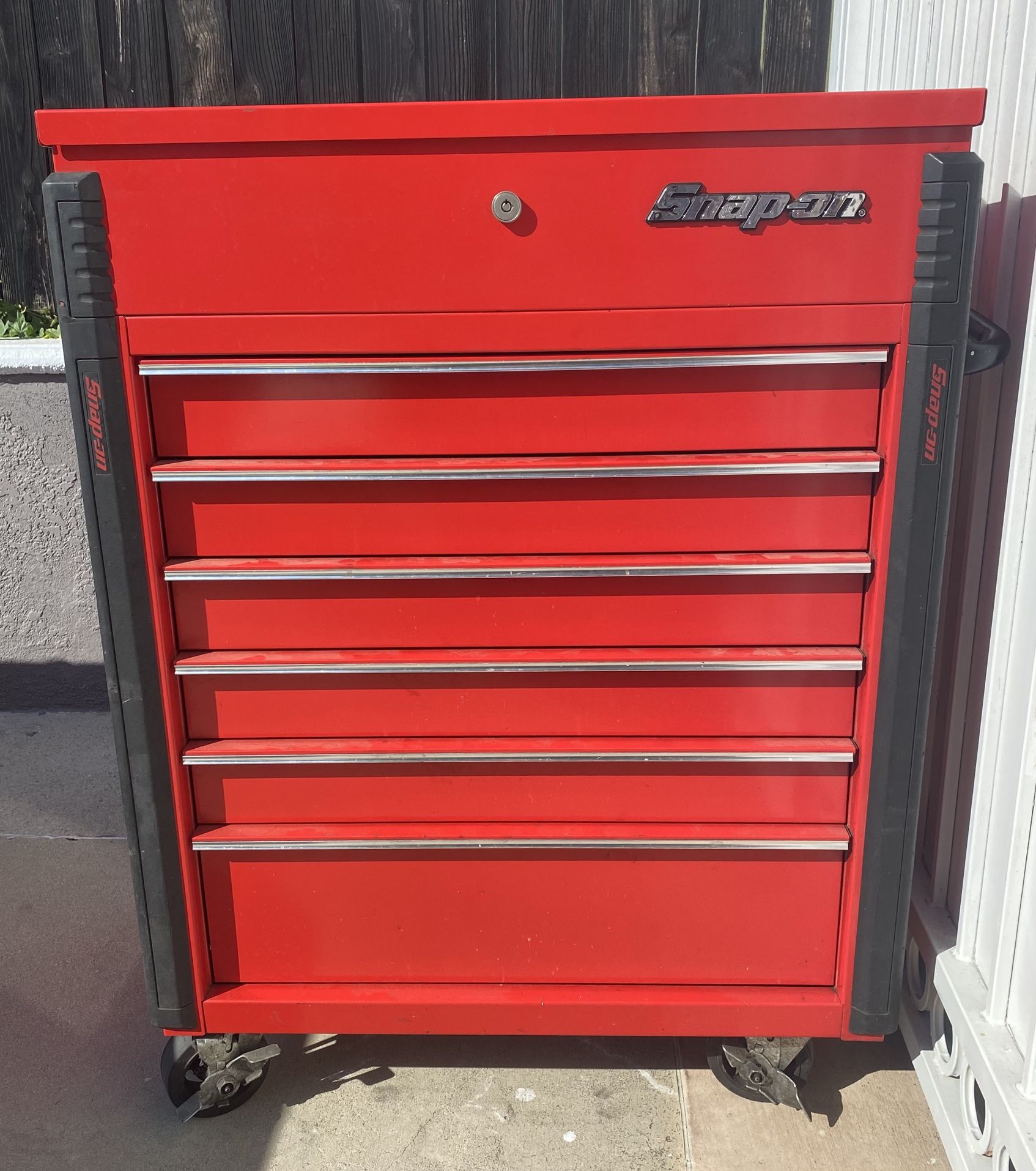 Snap On 32” Six Drawer Tool Cart