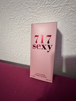 717 Sexy Eau de Parfum Spray 3.8 oz