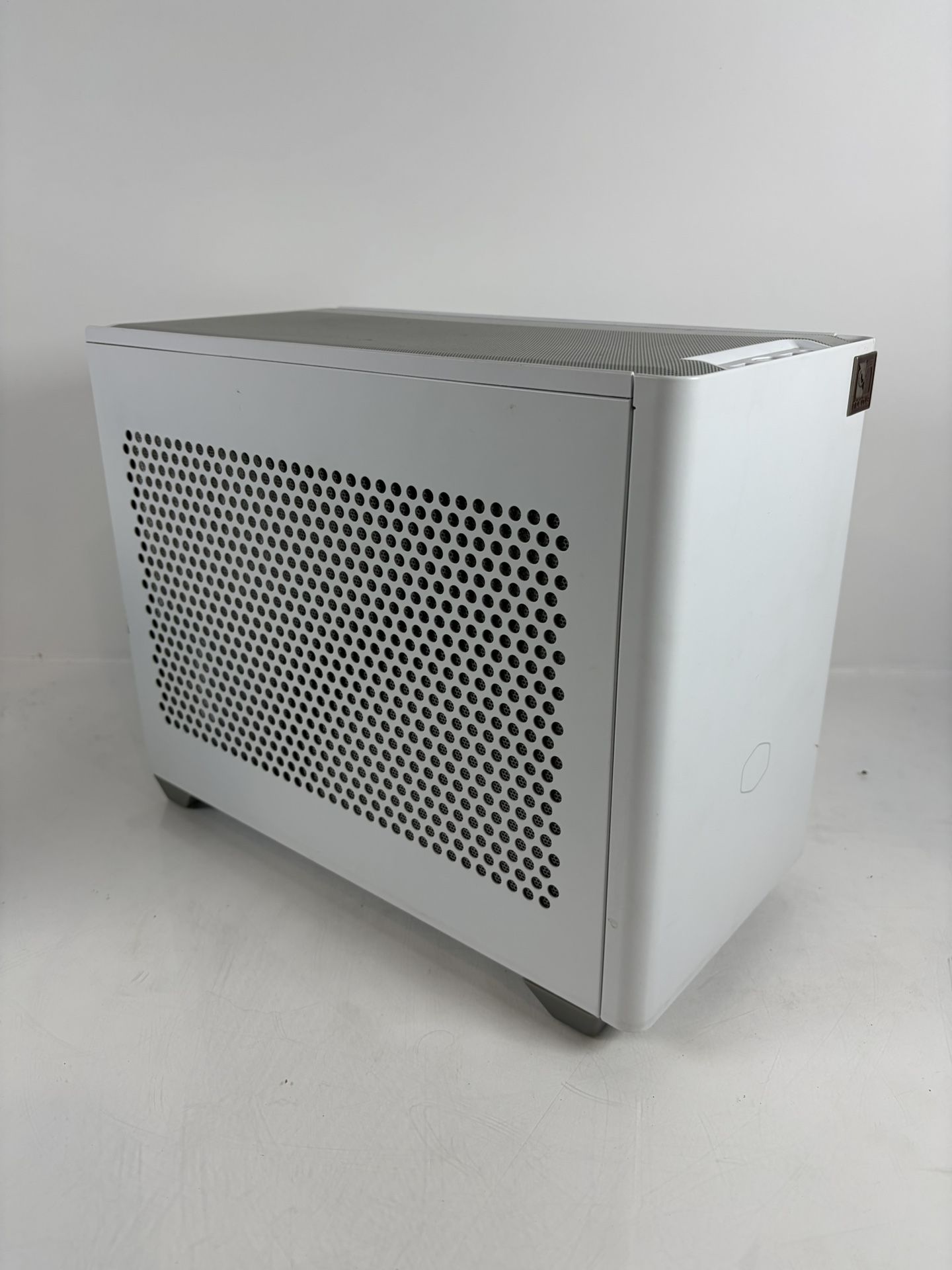 Mini Gaming PC Nvidia GeForce RTX 2070 Super, 32GB RAM, AMD RYZEN 5 5600X, ETC