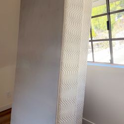 Cal king matress with spring box