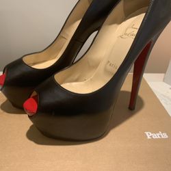 👠Authentic  Christian Loubotin Highness 160 calf  Like Brand New !!