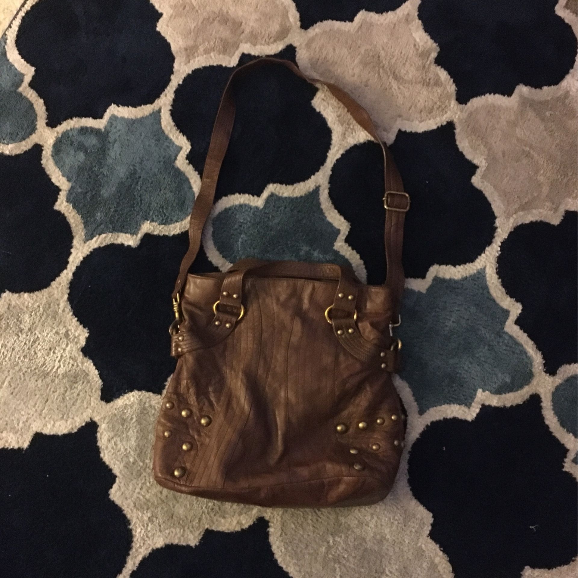 Women's Betsey Johnson Brown Leather Handbag /Shoulder Bag Size Medium