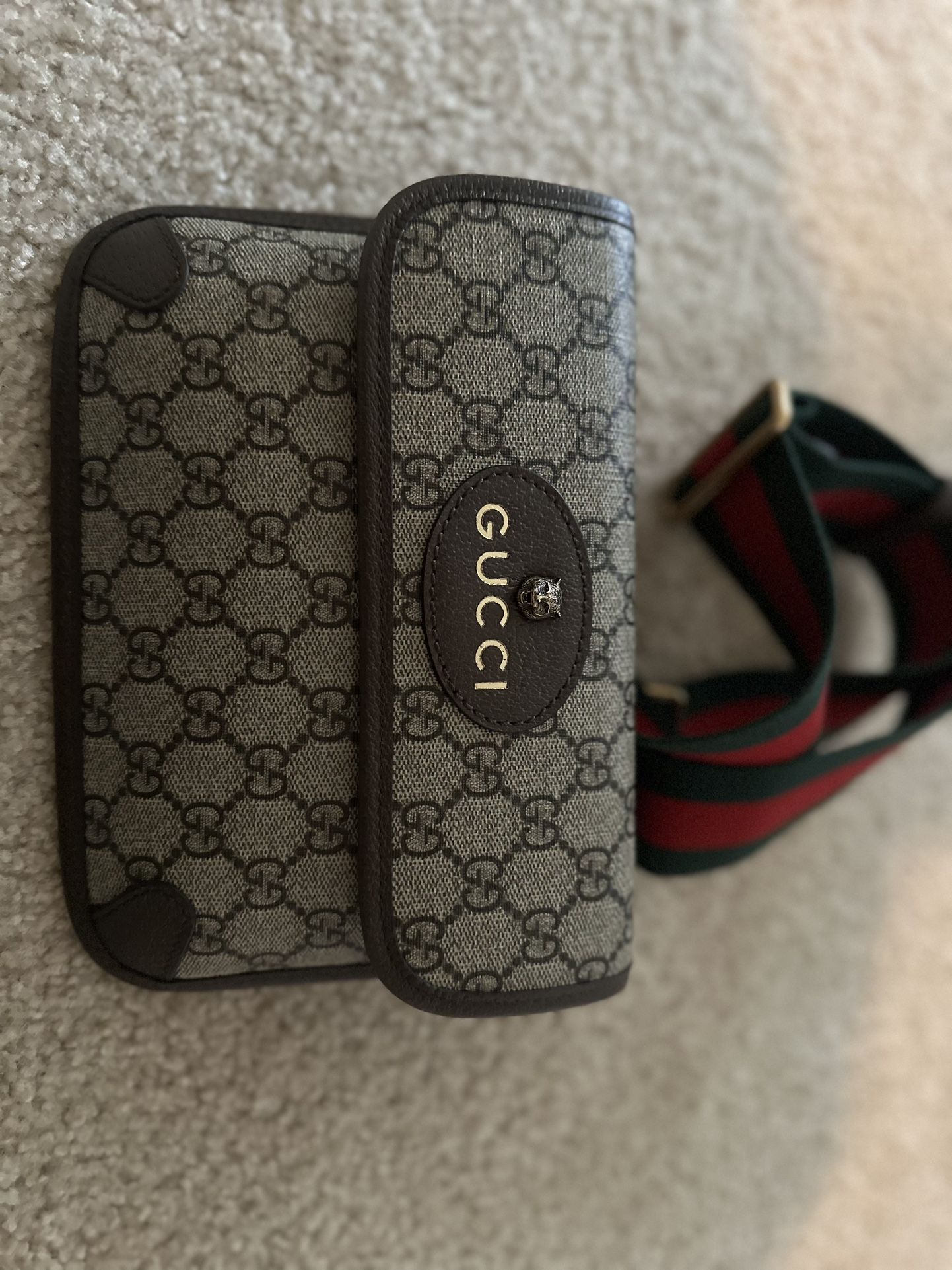 Messenger bag