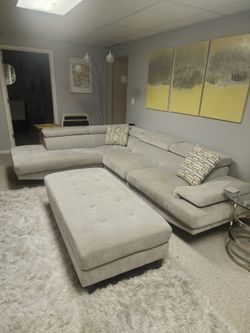 Light Gray Sectional with ottoman