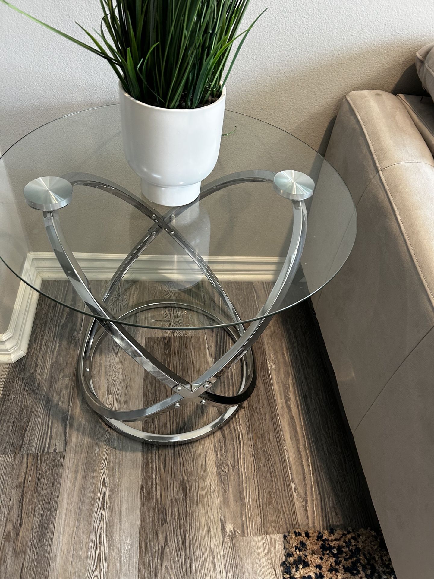 Round Coffee Table & End Tables