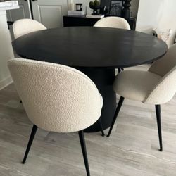 Pedestal Dining Set