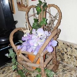 VINTAGE HAND MADE WOODEN ROCKING CHAIR FLORAL FLOWER POT PLANTER COUNTRY ACCENT TABLE DECOR DISPLAY