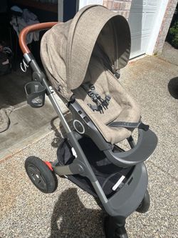 STOKKE TRAILZ STROLLER/BASSINET