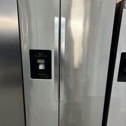 Gorgeous Stainless Side By Side Refrigerator 