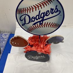 Centro De Mesa Tipo Servilletero$14/dodgers Para Cualquier Tipo De Evento Vendo Mayoreo Tambien Disponible En Diferentes Personajes 