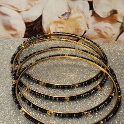 #1938, SEED PEARLS BRACELET LOT OF 4 VINTAGE GOLD TONE AND PEARLS
