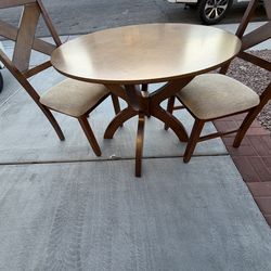 Small Round Dining Table and 2 Chairs