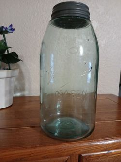 ANTIQUE BALL MASON HALF GALLON JAR WITH ZINC LID
