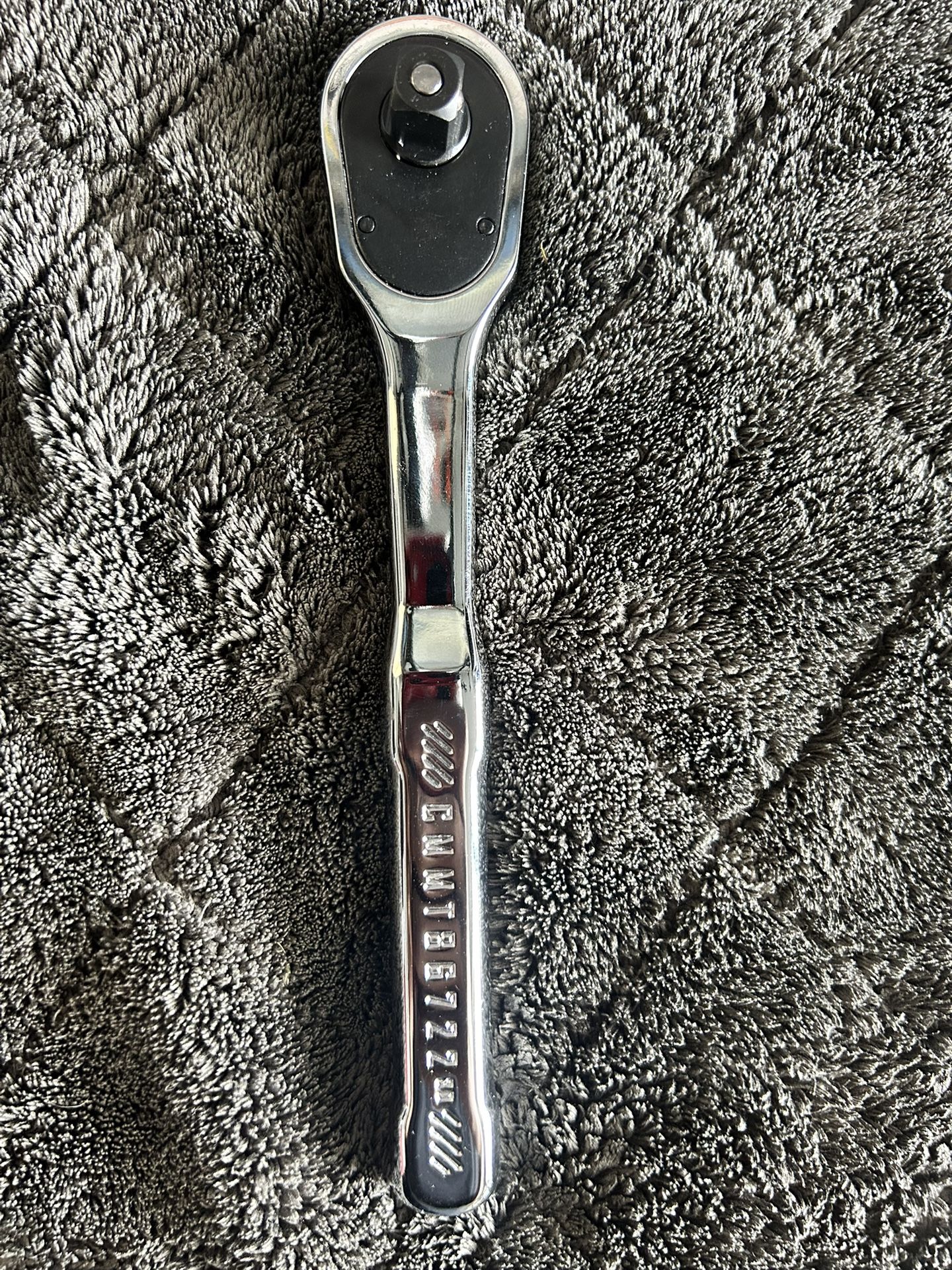 CRAFTSMAN 72 -Tooth 3/8-in Drive Full polish Handle Ratchet