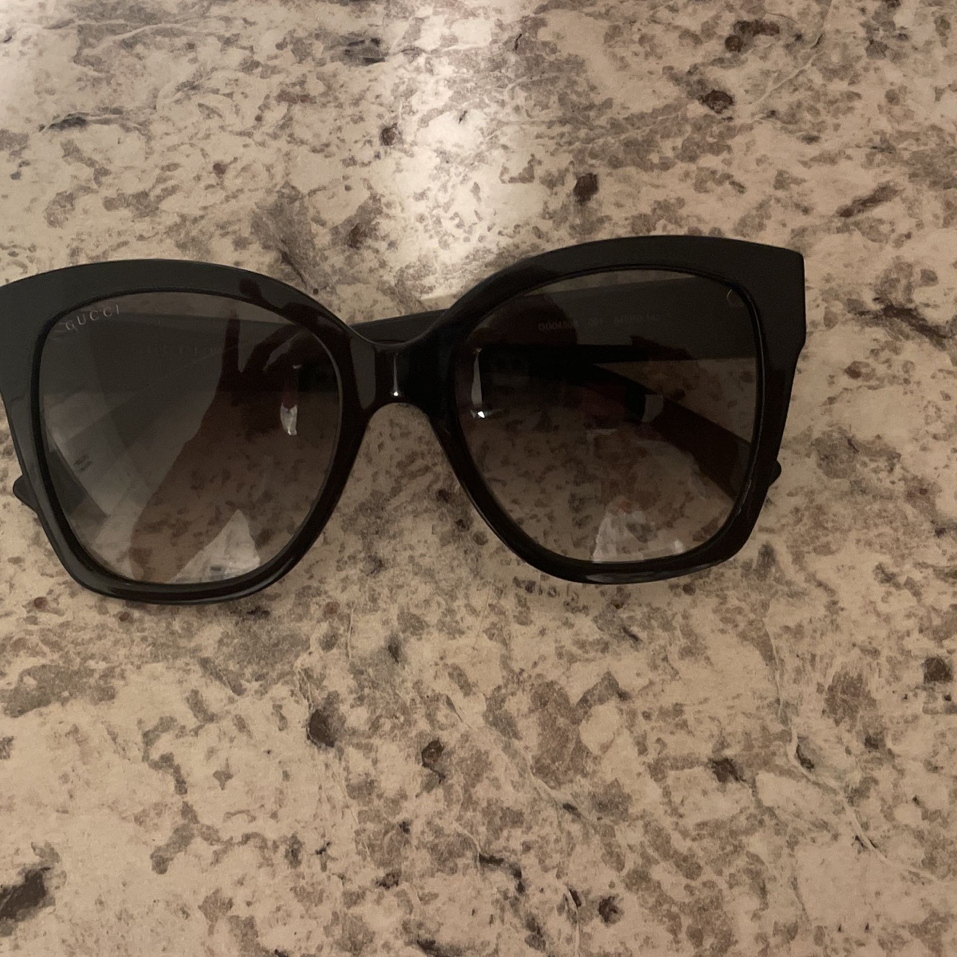 Gucci Sunglasses Perfect Look New