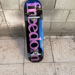 Skateboard (Practically New)