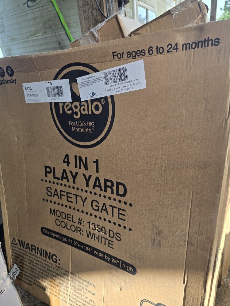 4 In 1 Play Yard And Saftey Gate