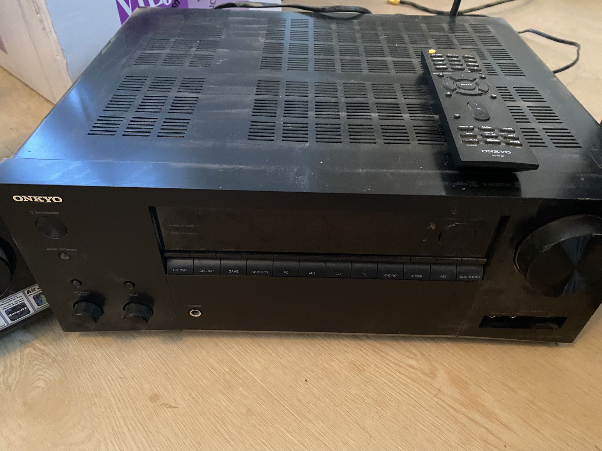 Stereos And Subwoofer