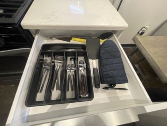 Cookware set & utensil set