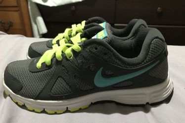 Nike Revolution 2 Sneakers Women Size 5.5 Athtletic Running Tennis Shoes 