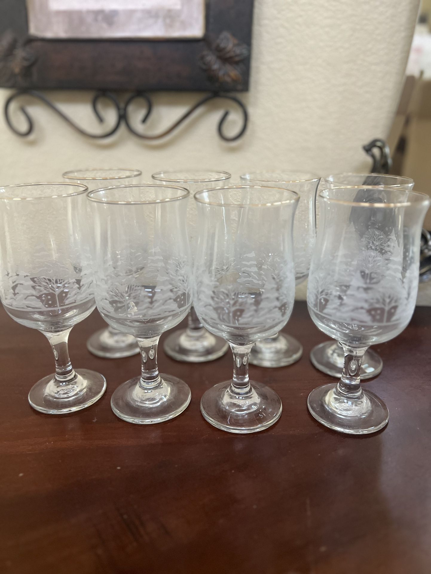 Wine Glass Frosted Goblet Etched Gold Rim (8)