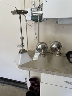 2 pendants and 2 sconces lights
