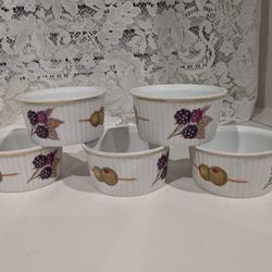 Set of 5 Royal Worcester Evesham Porcelain Souffle Dish with Fruit Patterns Made in England

