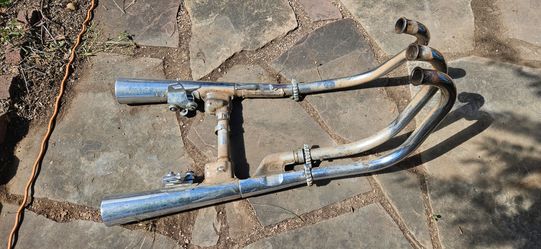 1976 Yamaha XS750 Motorcycle Exhaust Pipes Headers Mufflers 2G2-14721

Chrome Yamaha