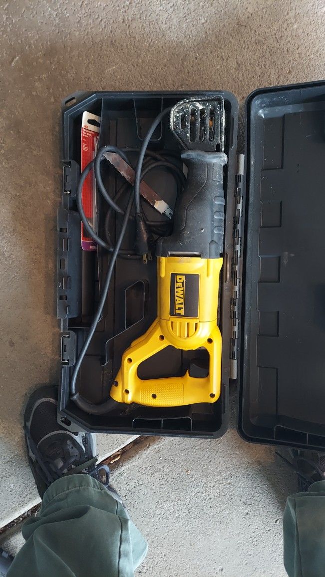 Dewalt Sawzall