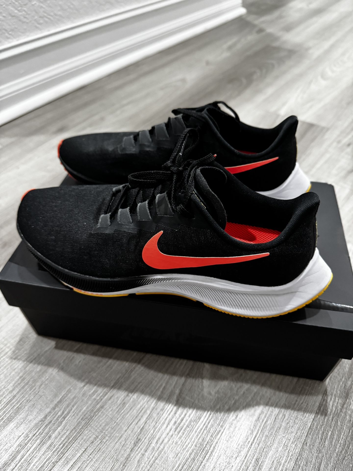 NIKE ZOOM PEGASUS 37 MEN’S 7.5