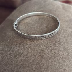 Meander Silver Bangle Brracelet
