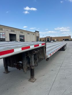 Fontaine Infinity Step Deck trailer