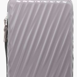 TUMI 19 Degr Short Trip Expandable Packing Case with 4 Wheels in Lavender Size26