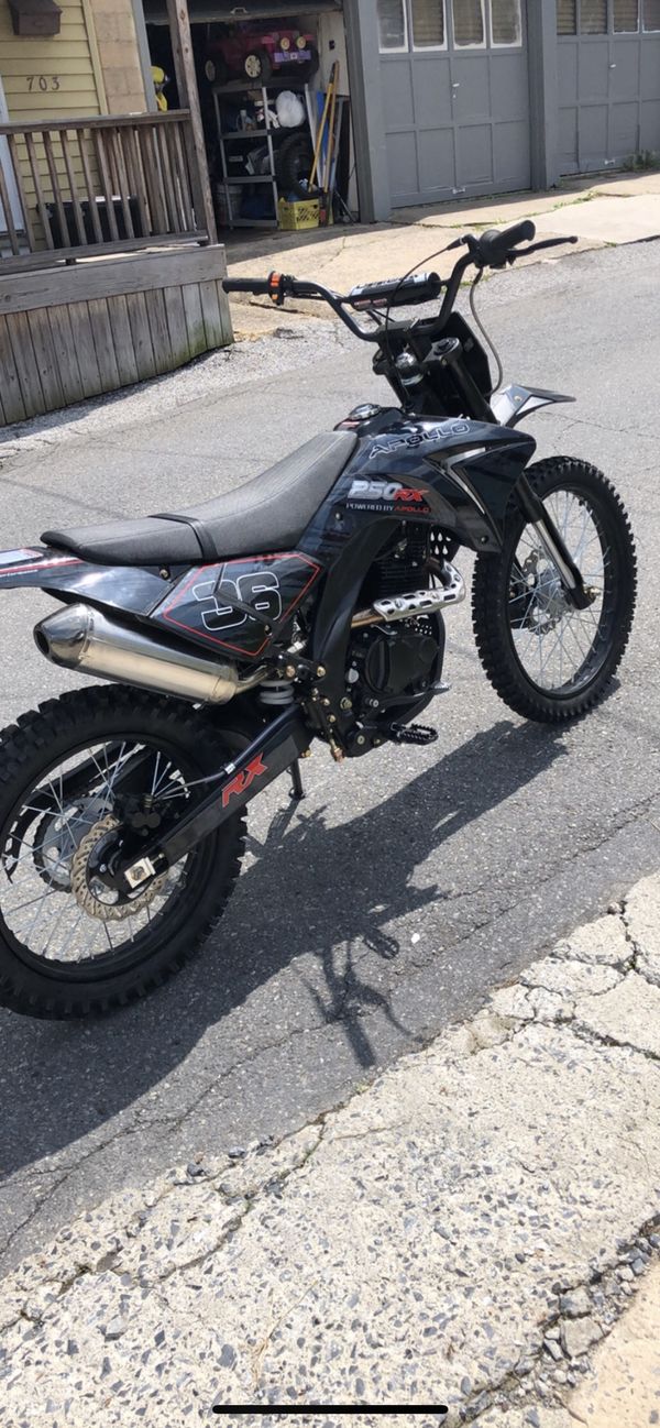 Dirtbike with tittle