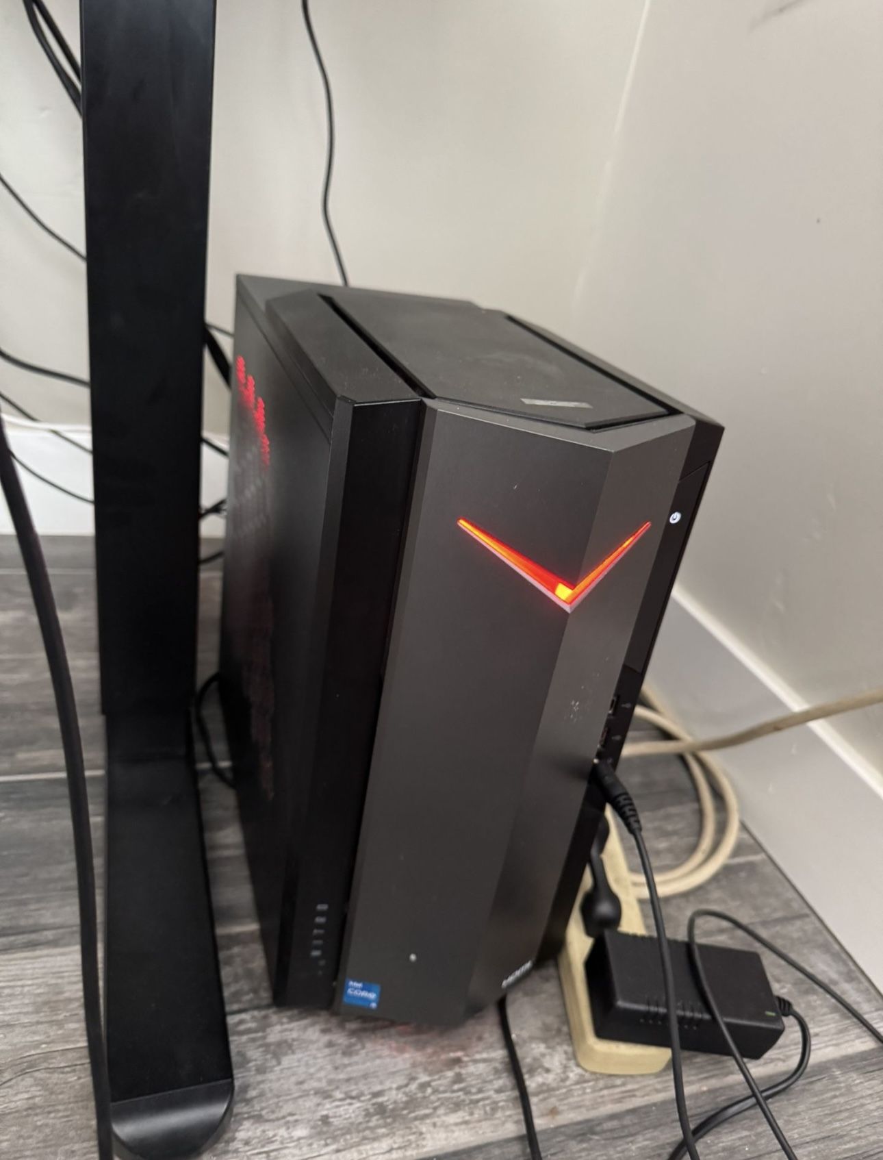 Acer Nitro 50 Gaming PC – i5 12400F / RTX 3050 / 16GB RAM