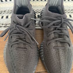 Adidas Yeezy Boost 350 V2 Black Cinder- Size 6.5