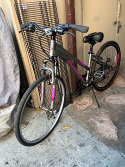 aluminium bike everything work good tires size 28 fast bike aluminum