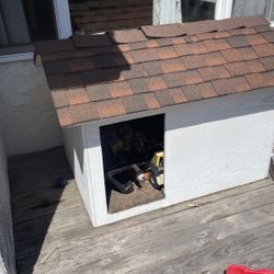 DOGHOUSE