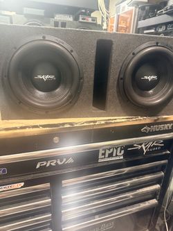 Dual Skar Audio 10”  Subwoofers in Ported Box