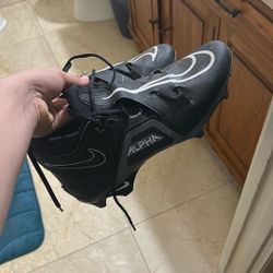 Nike Alpha Football Cleats