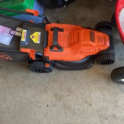 Electric Lawn Mower Brand New Used 1 Time $100 Or Best Offer