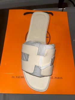 Hermès Oran Sandal Light Cream Canvas