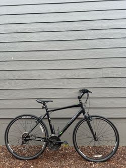 Trek FX 7.3 – 27-Speed Utility Hybrid Bike – 20” Large Frame - Bicycle Lightweight