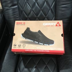 Men’s Shoes 11 M