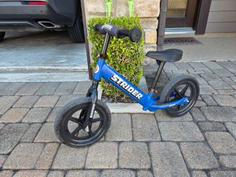 Strider 12 Sport balance bike