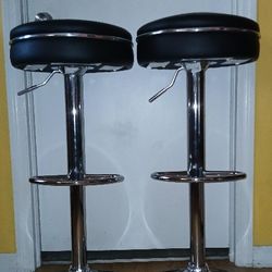 New  Adjustable Bar Stools
