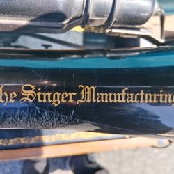 Singer Sewing Machine