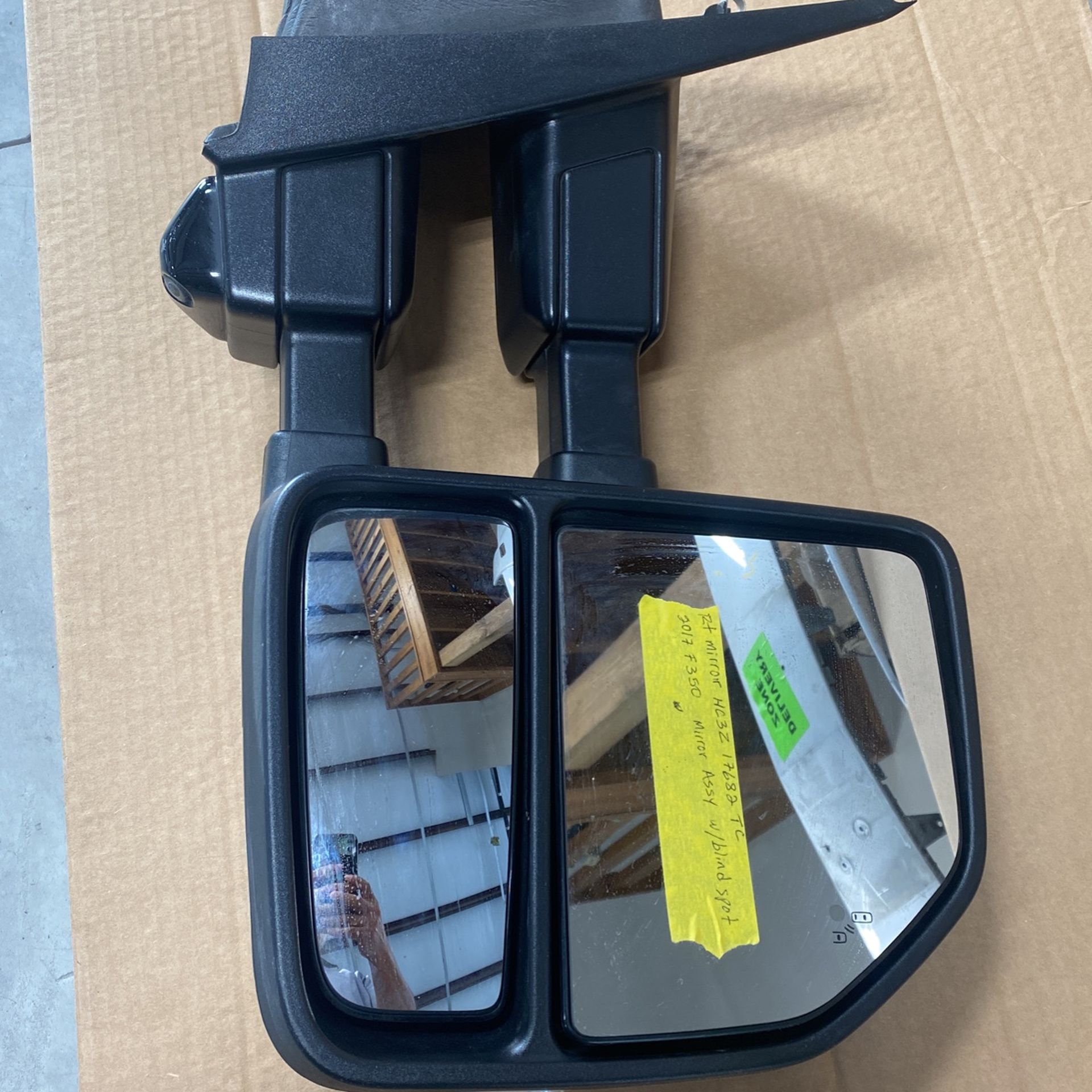 RT MIRROR W/blind Spot W/tow Vision W/memory