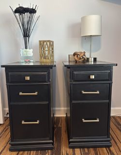 Modern Black Nightstands – Set of 2 (Refinished, Solid Wood)